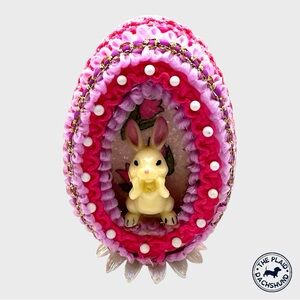 Vintage Small Sugar Easter Pink Egg Diorama